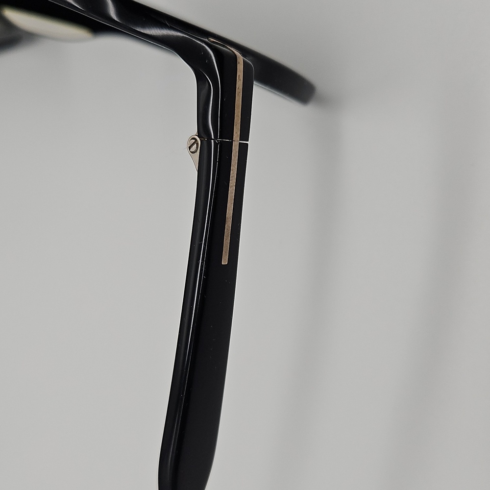 Tom Ford Dark Frame Sunglasses with Case - Picture 3 of 7